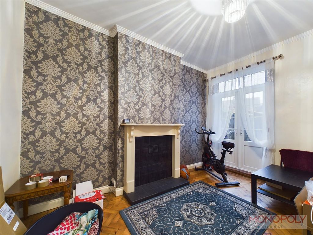 Property photo 3 of 14 Cam01979G0-Pr0361-Still003.Jpg