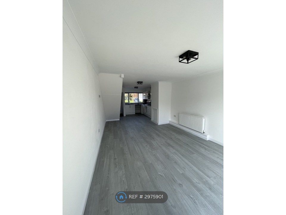 Property photo 3 of 15 Living Room