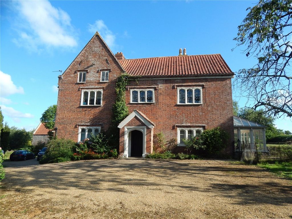 Property photo 1 of 9 Front Elevation