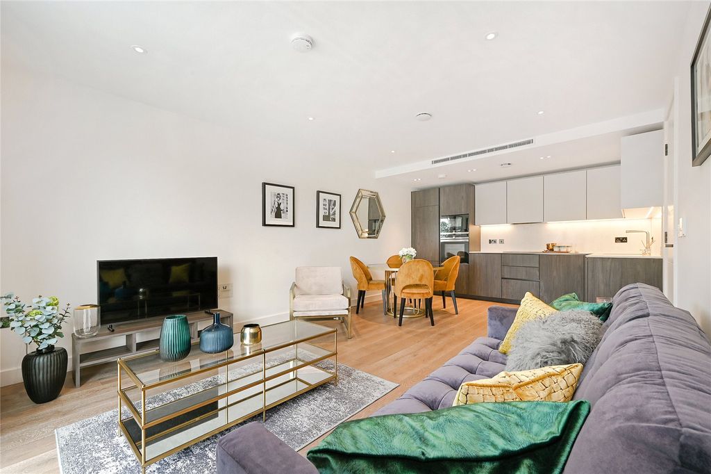 Property photo 2 of 12 Reception Room