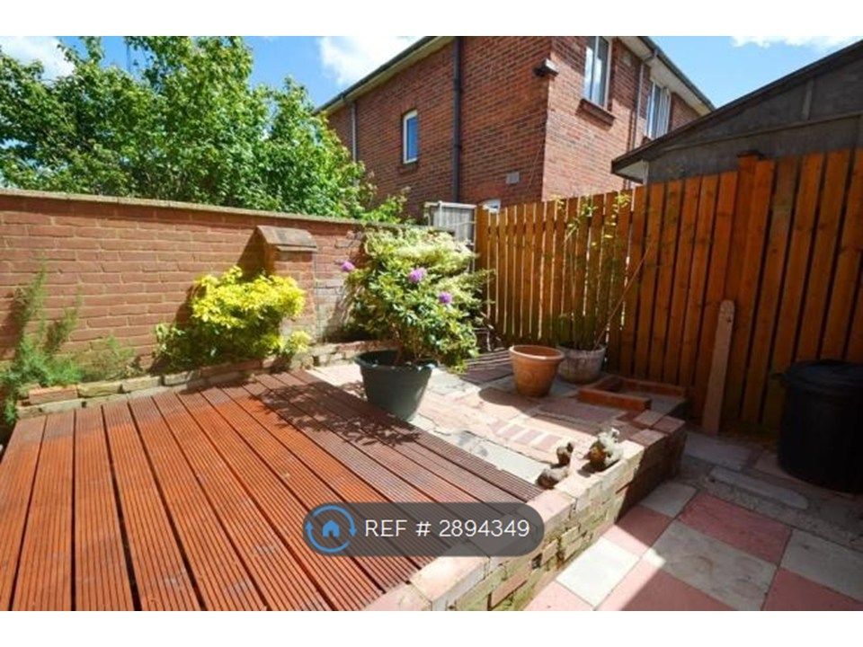 Property photo 2 of 7