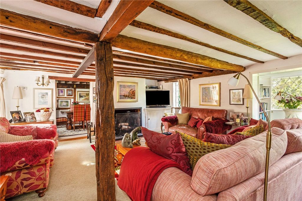 Property photo 2 of 14 Sitting Room