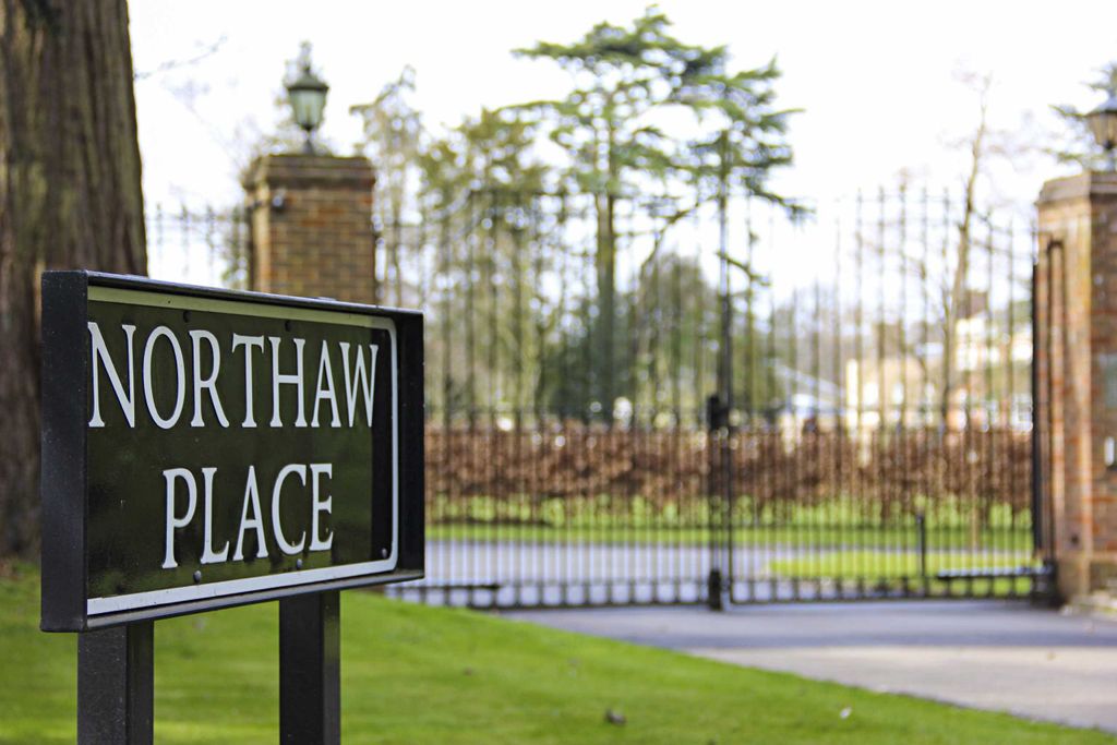 Property photo 3 of 21 Photo