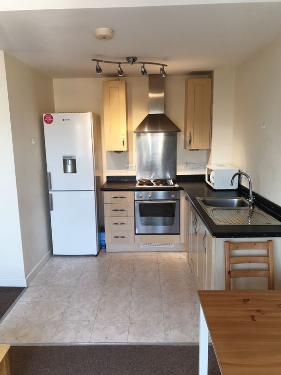 Property photo 1 of 6