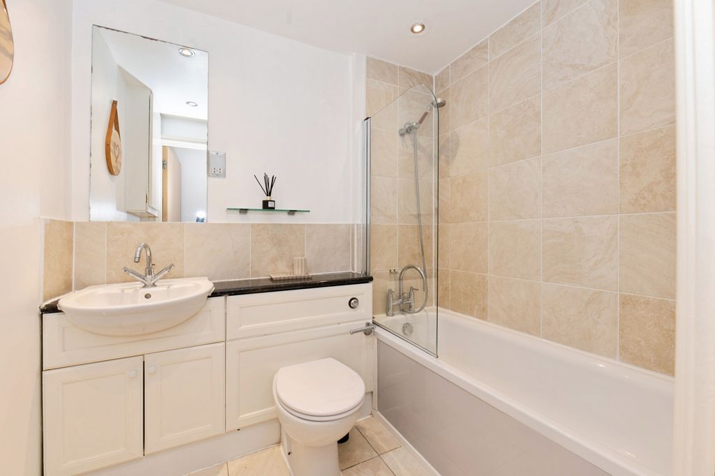Property photo 3 of 11 Pbox-Img.Jpg