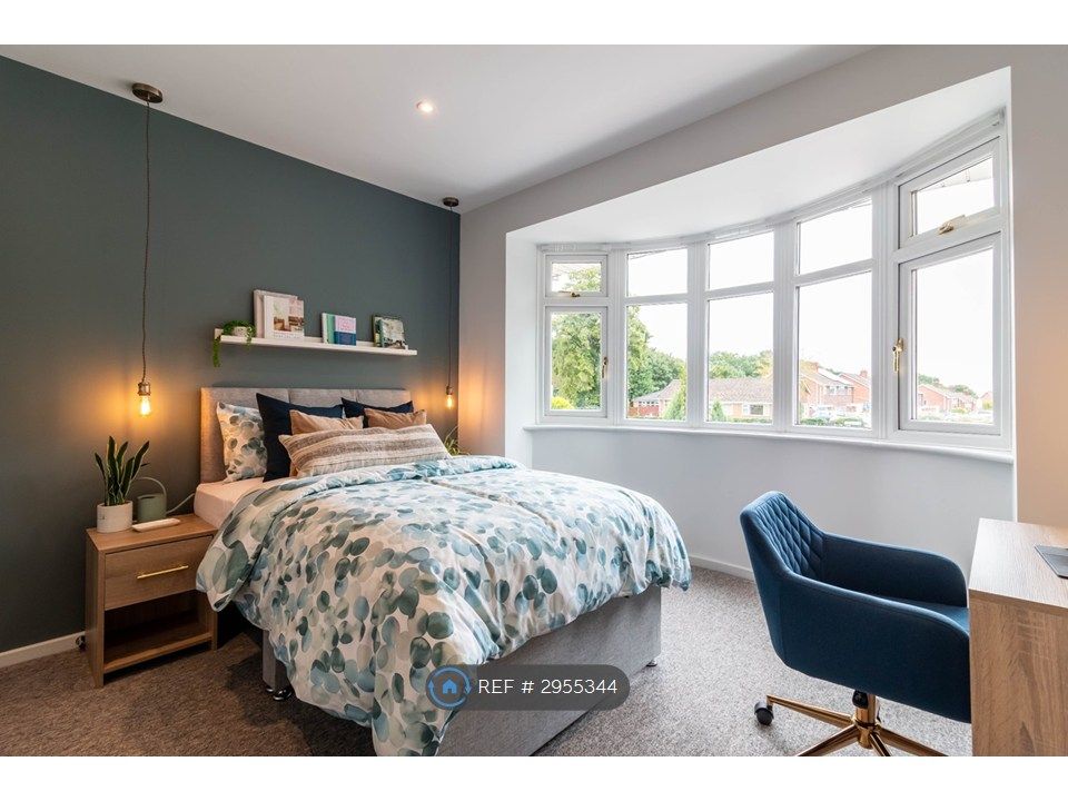 Property photo 1 of 9 Large Fully Furnished - Double Room