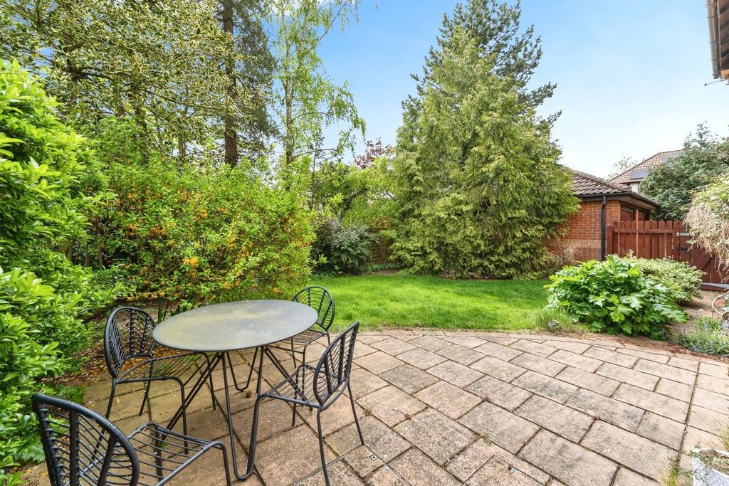 Property photo 2 of 18 Photo