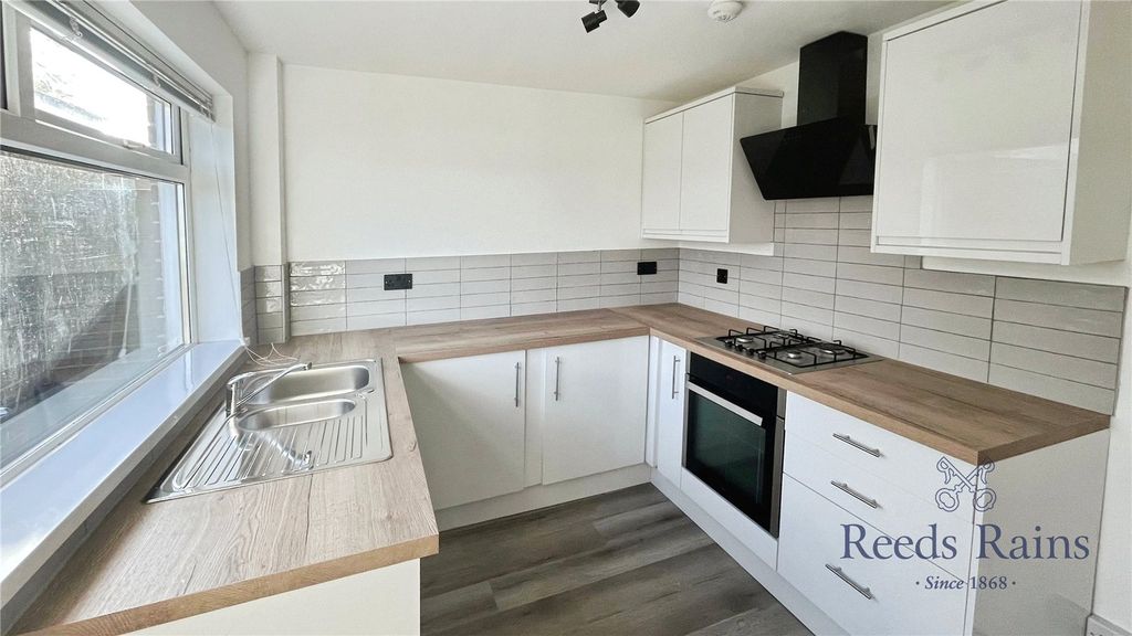 Property photo 2 of 11 Picture No. 06