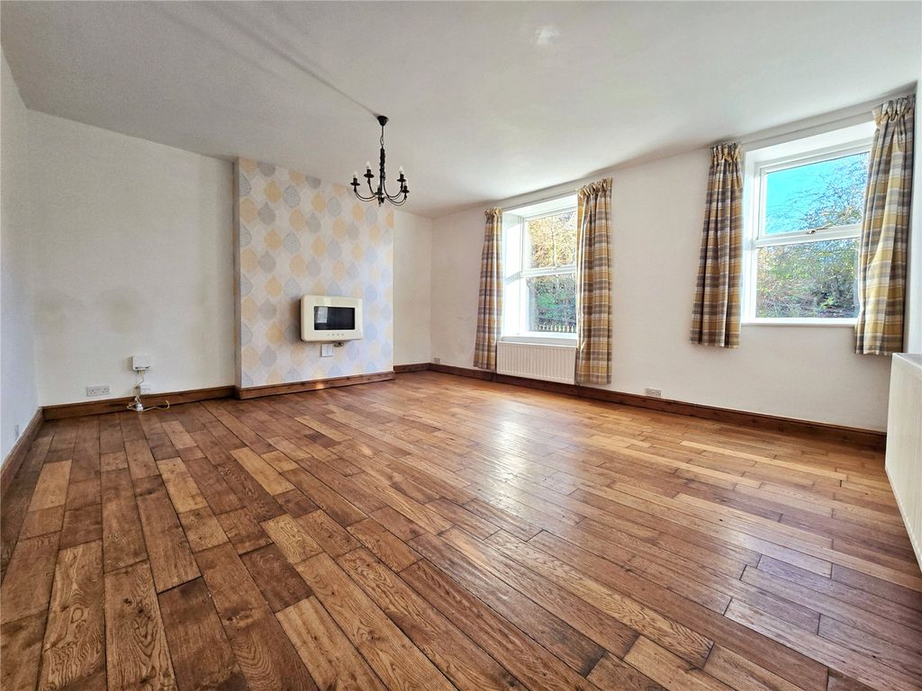 Property photo 2 of 18 Living Room