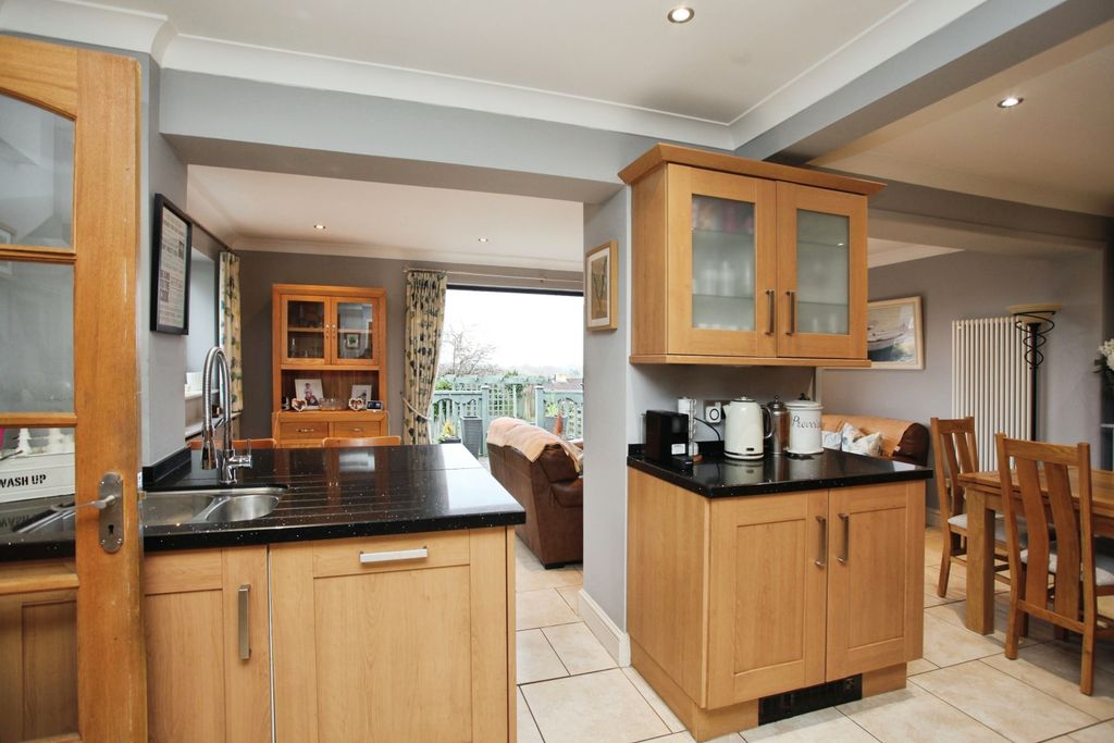 Property photo 2 of 20 Img_0047