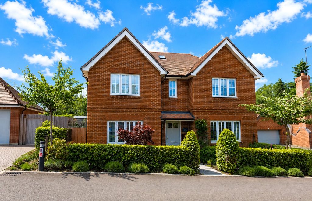 Property photo 1 of 29 Picture No. 77