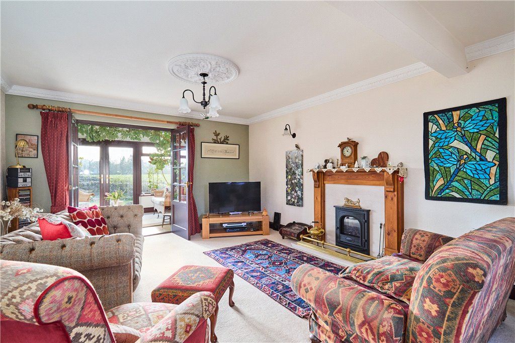 Property photo 3 of 25 Living Area