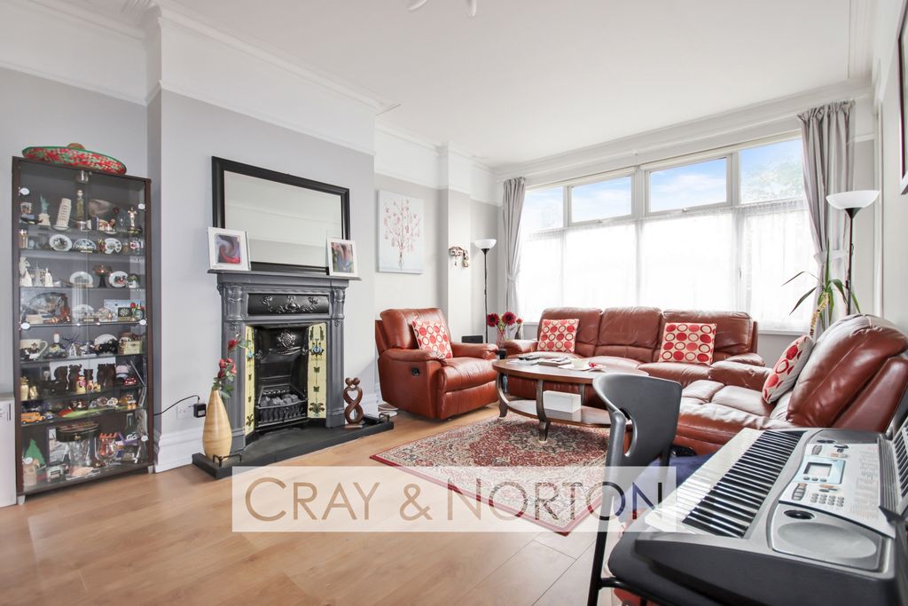 Property photo 3 of 16 Photo 12