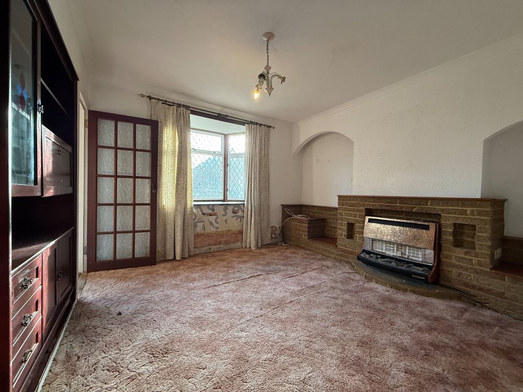 Property photo 2 of 12 Picture No. 10