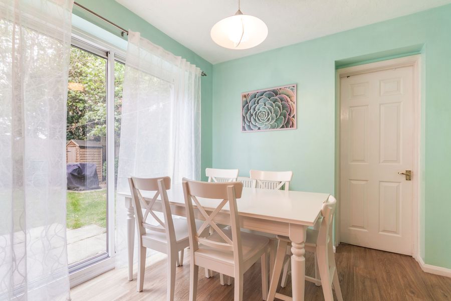 Property photo 3 of 8 d84c2F5c-4F31-4091-A