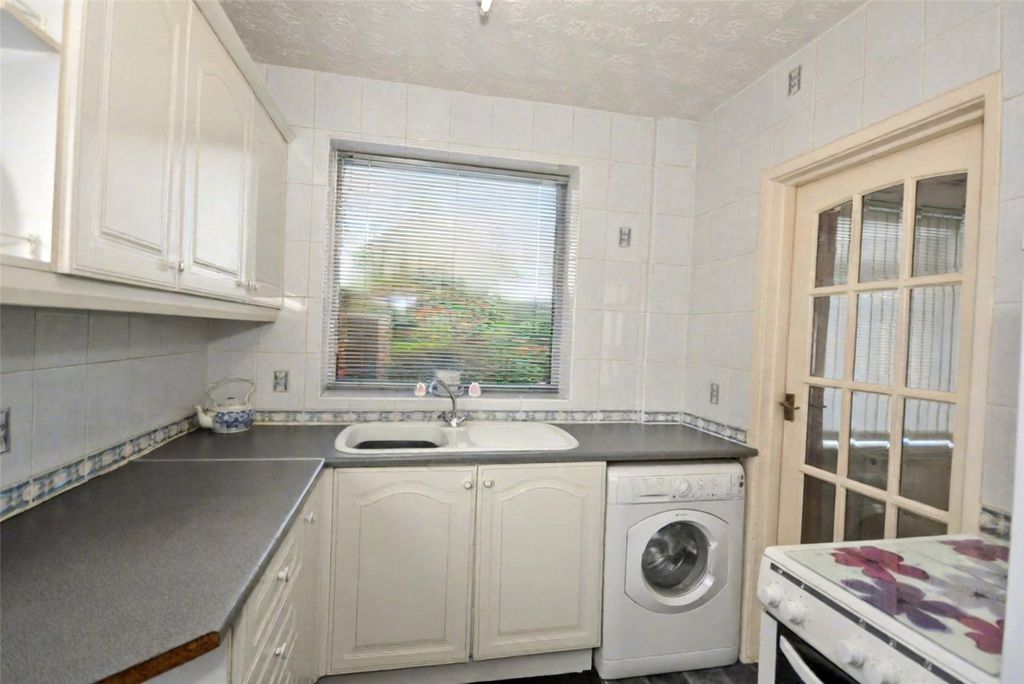 Property photo 3 of 18 Picture No. 30