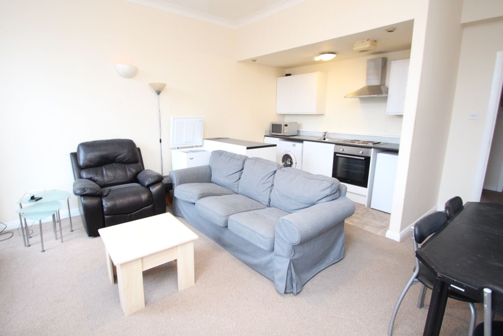 Property photo 2 of 6