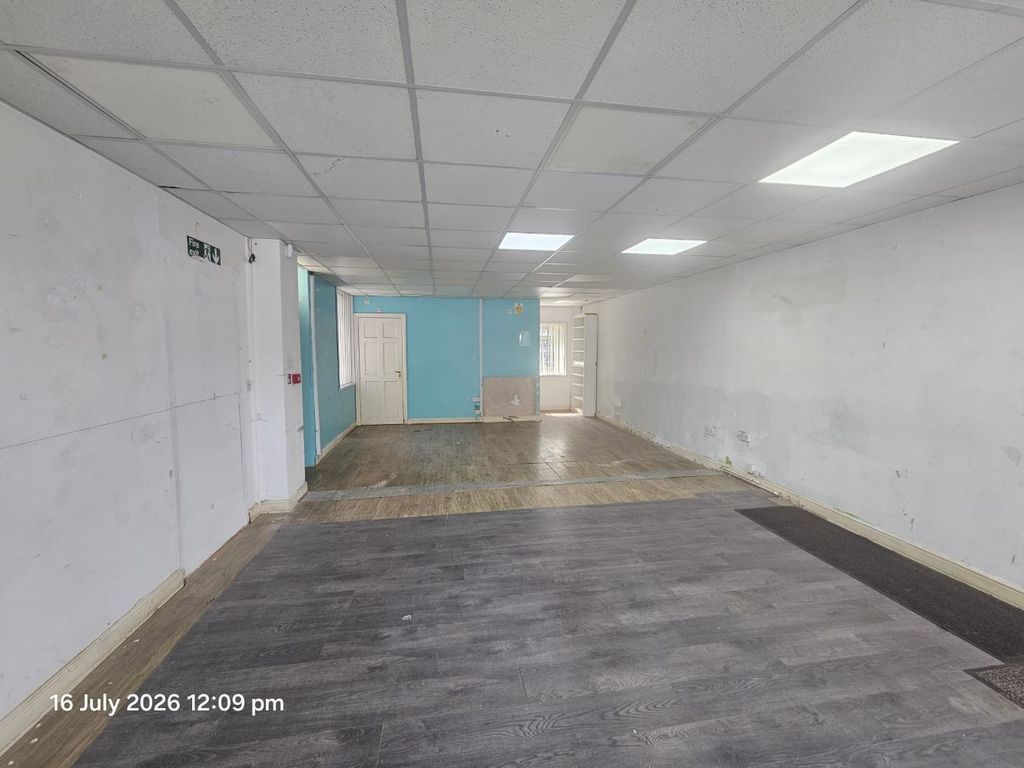 Property photo 3 of 4