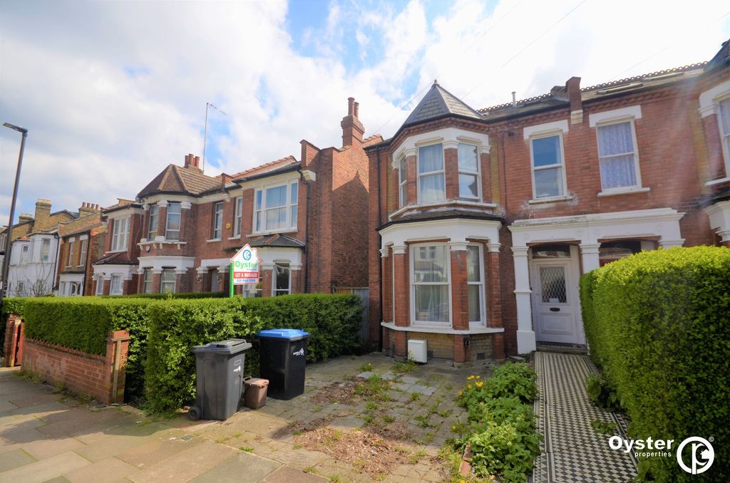 Property photo 1 of 6