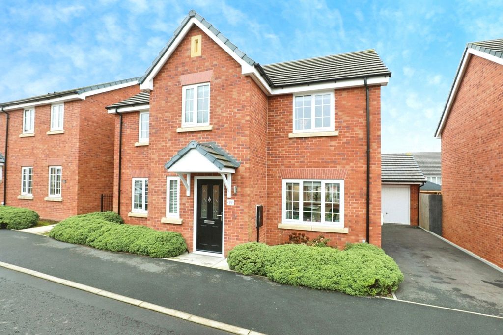 Property photo 1 of 17 Pbox-Img.Jpg