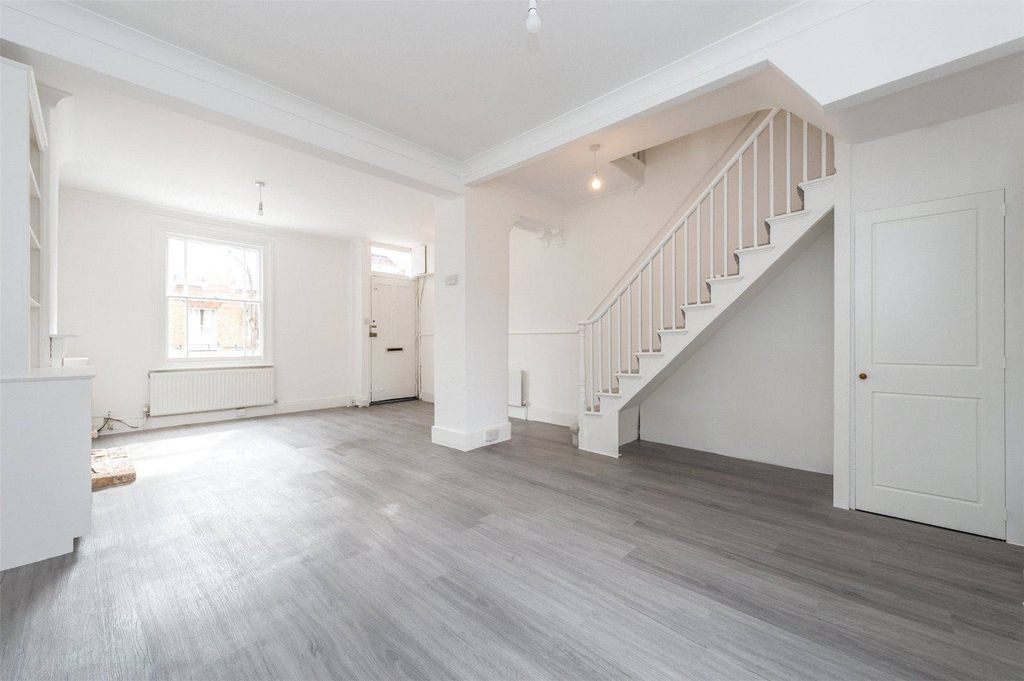 Property photo 2 of 7