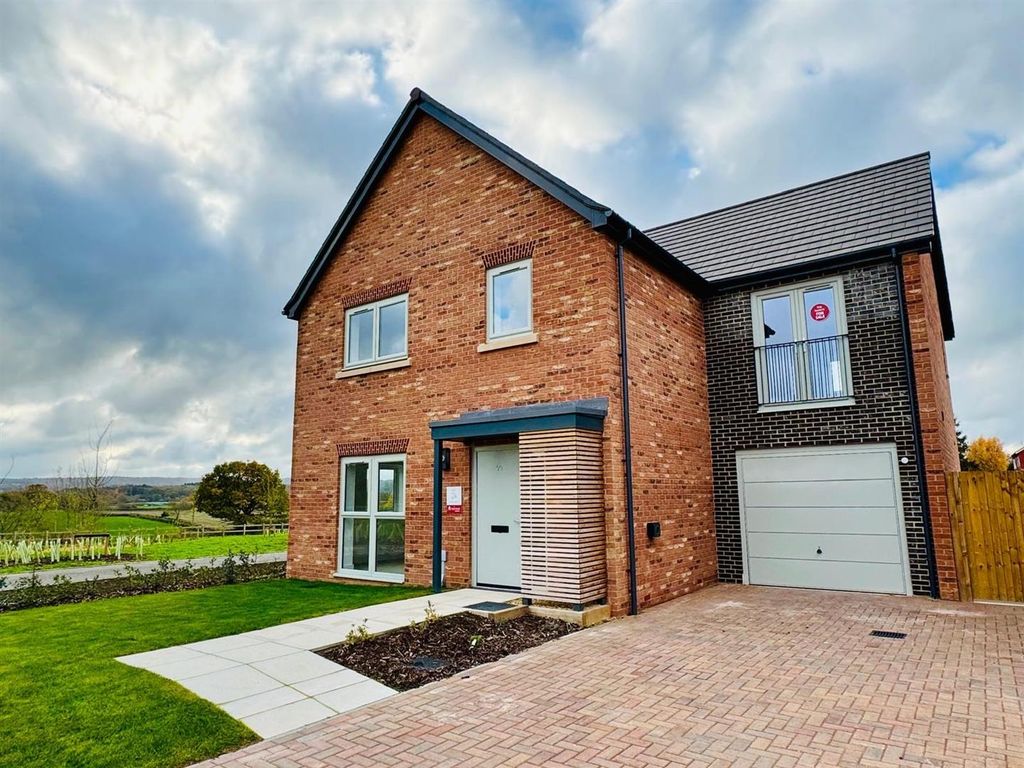 Property photo 1 of 17 Painswick.Jpg