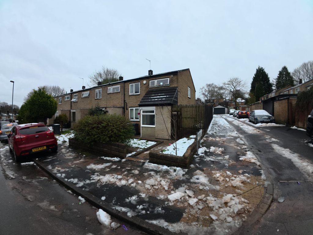 Property photo 1 of 27