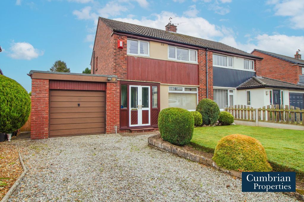 Property photo 1 of 22 Front Of The Property