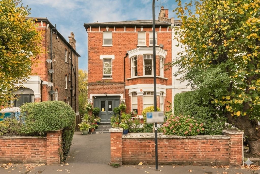 Property photo 2 of 8 Photo 1