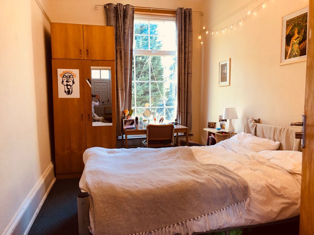 Property photo 1 of 60