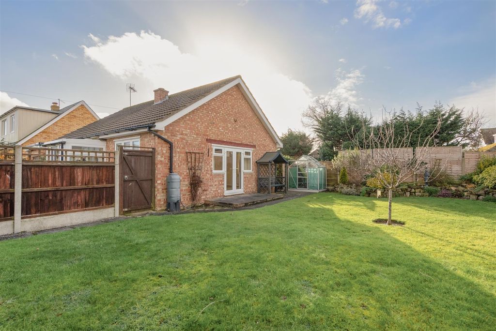 Property photo 2 of 12 Share &amp; Coulter Road, Chestfield, Whitstable