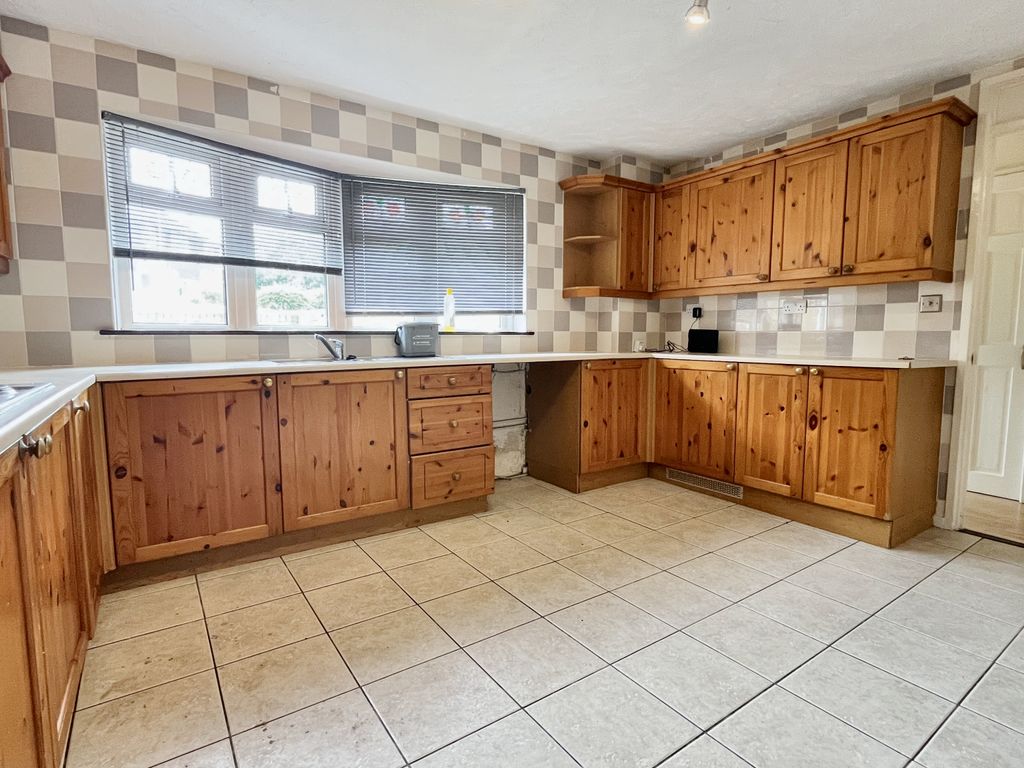 Property photo 2 of 9 Img_2428