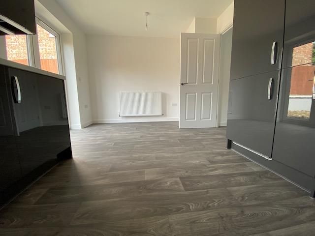 Property photo 3 of 22 Dining Room
