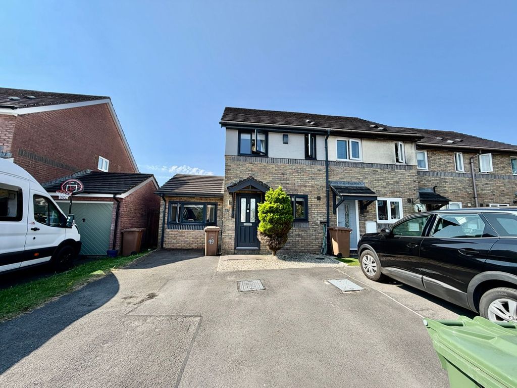 Property photo 1 of 36