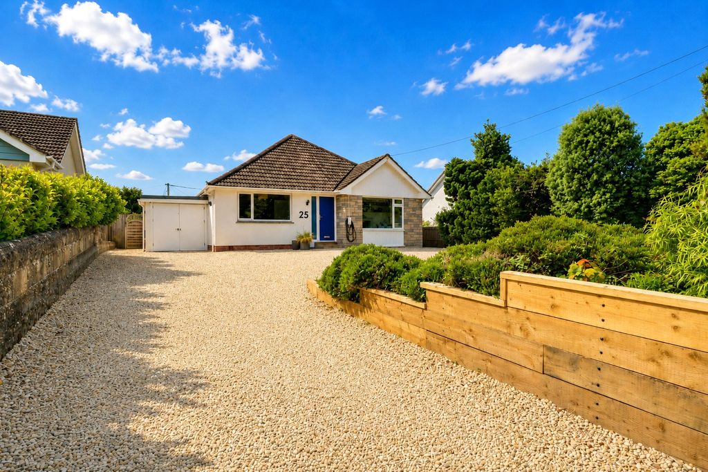 Property photo 1 of 16 1 - Picture No. 21