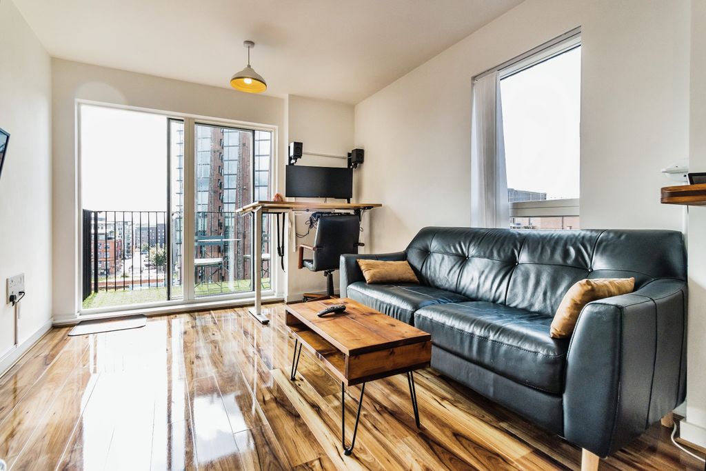 Property photo 2 of 8 Photography