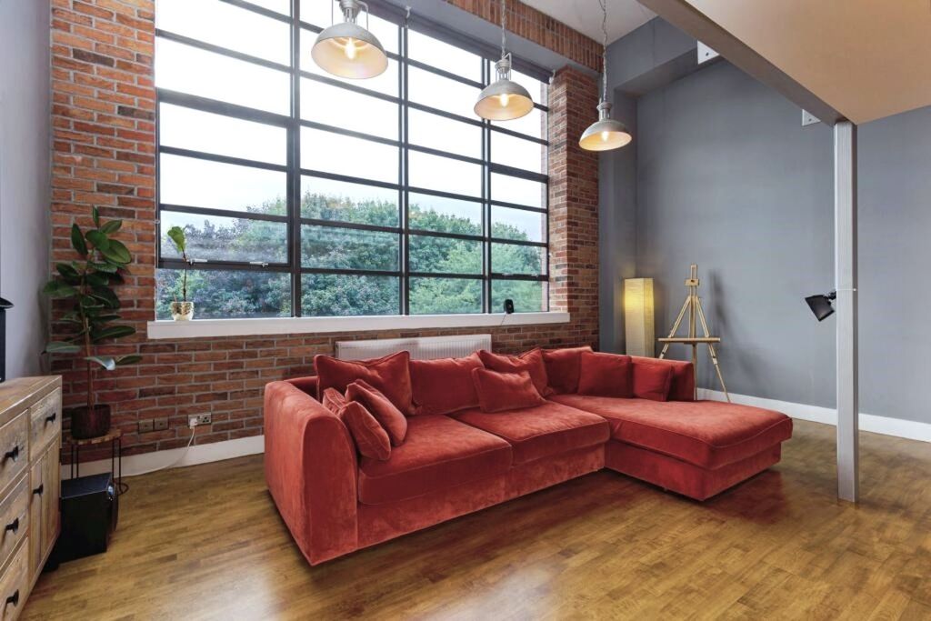 Property photo 3 of 17 Living Area