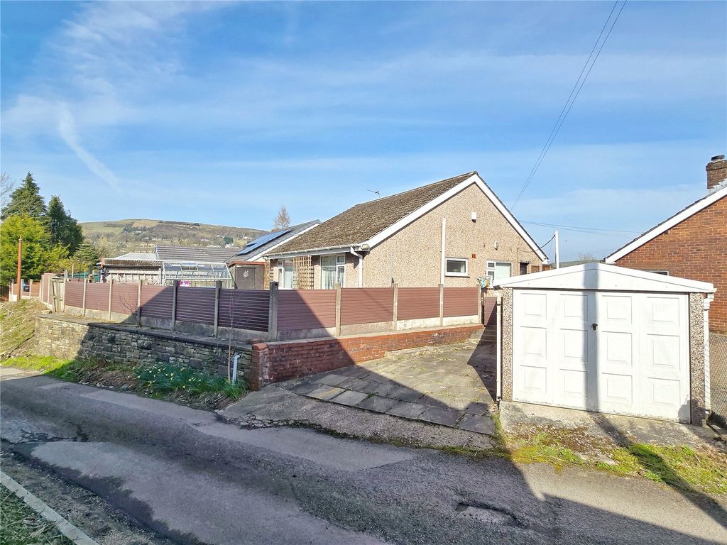 Property photo 2 of 12 Rear Access Garage