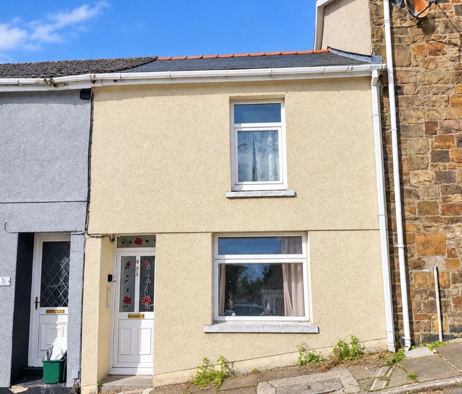 Property photo 1 of 12
