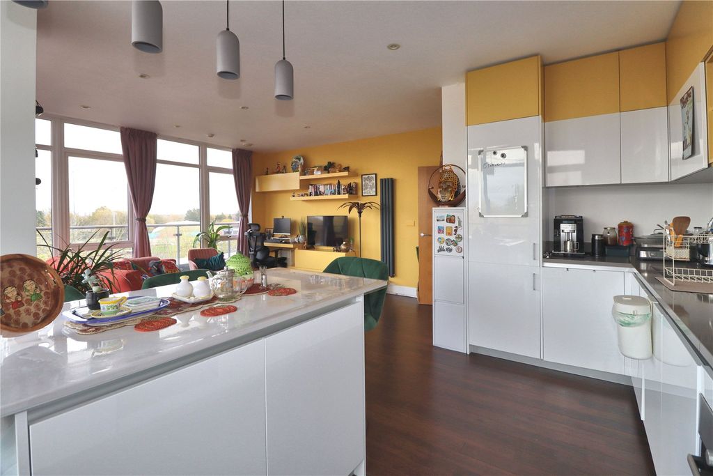 Property photo 3 of 16 Picture No. 09