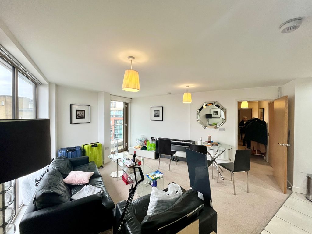 Property photo 3 of 22