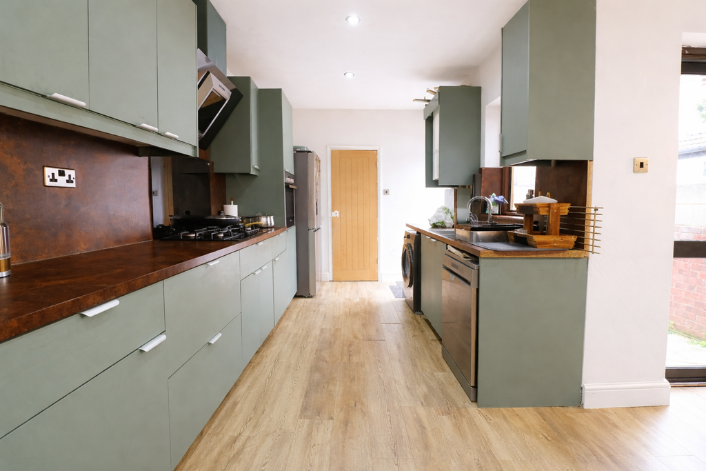 Property photo 3 of 22