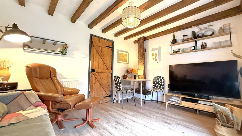 Property photo 2 of 17 Img_8241.Jpeg