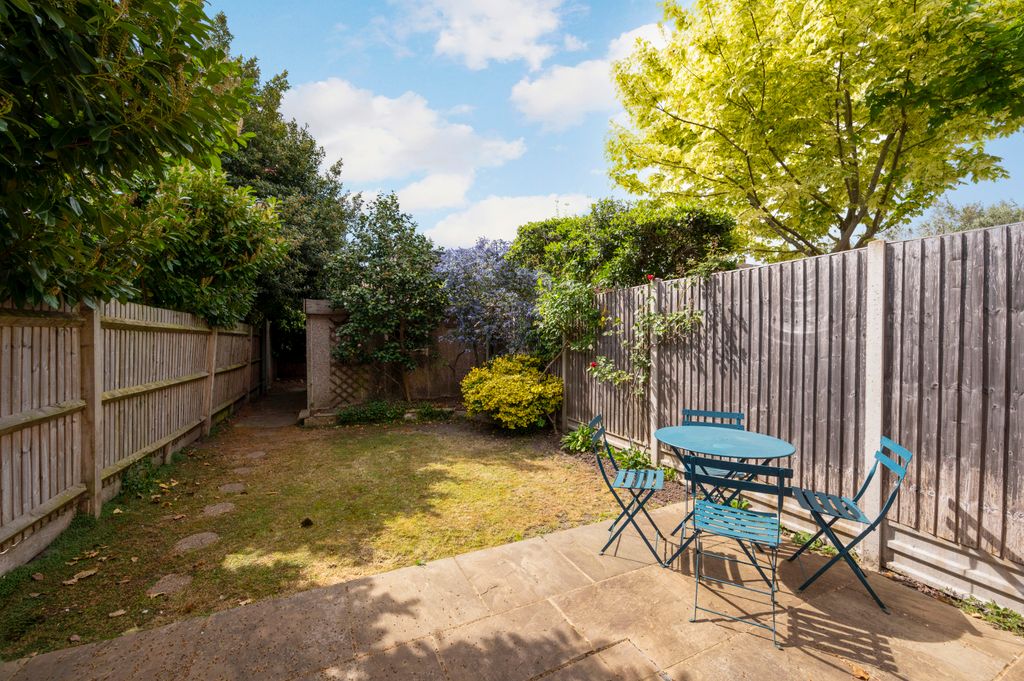 Property photo 3 of 20 Picture No. 11