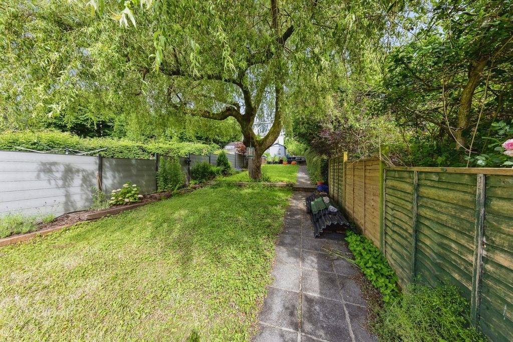 Property photo 2 of 28 Pbox-Img.Jpg