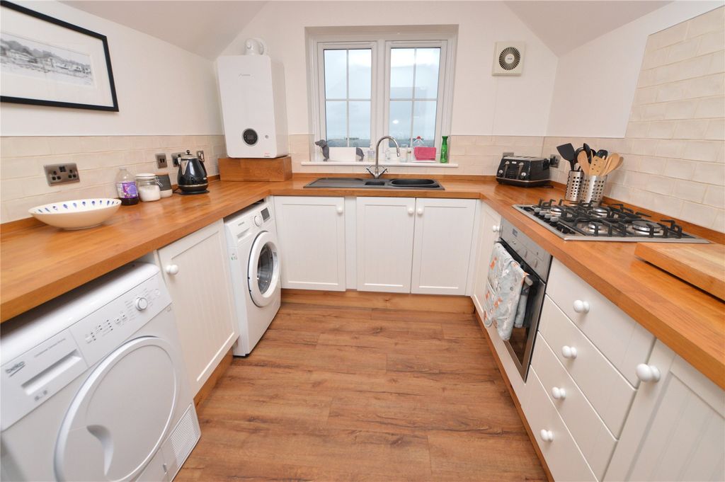 Property photo 2 of 9 Picture No. 04