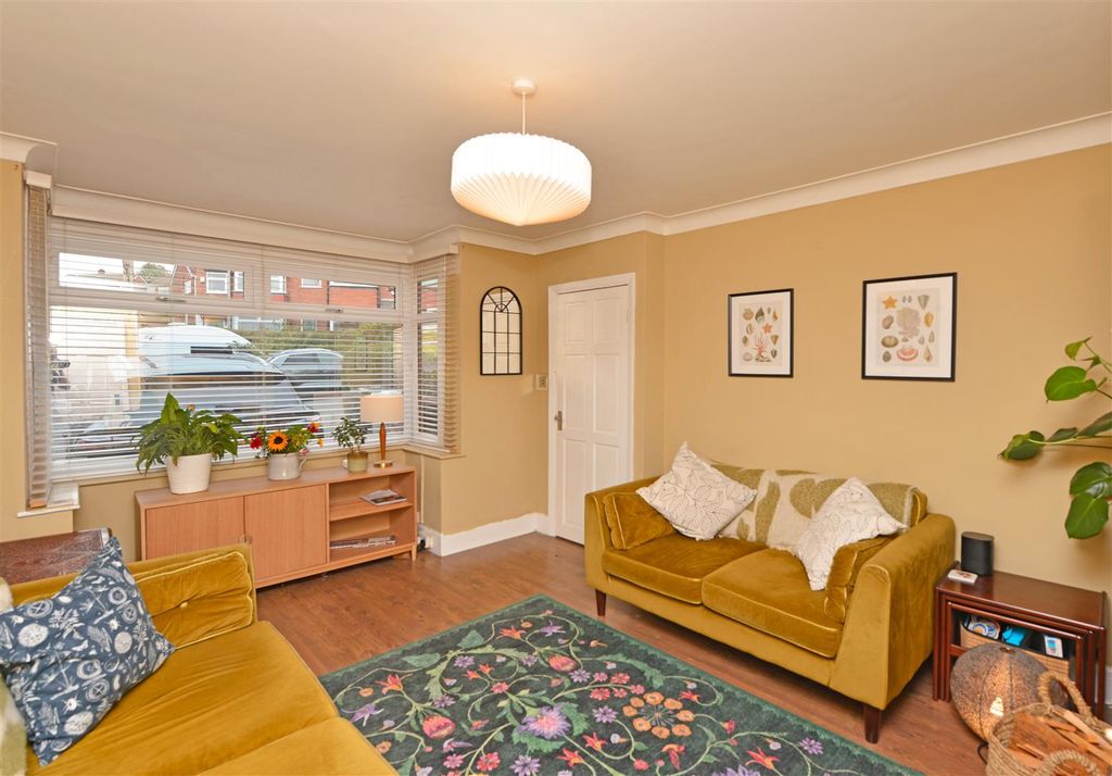 Property photo 2 of 18 Living Room: