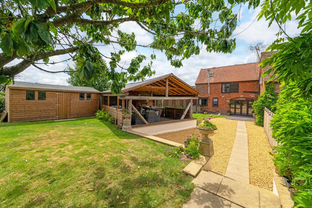 Property photo 1 of 34
