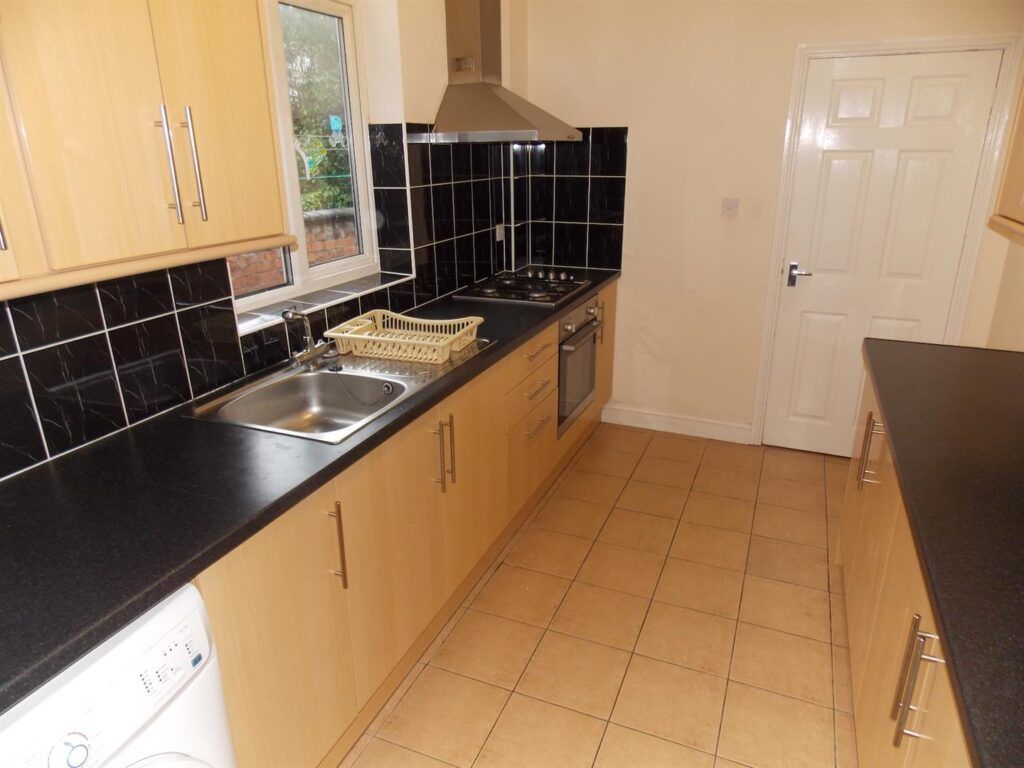 Property photo 2 of 4