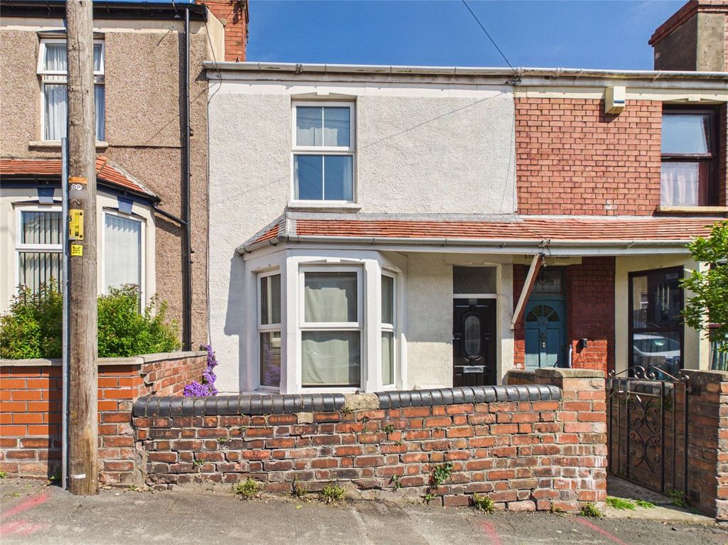 Property photo 2 of 20 Picture No. 34